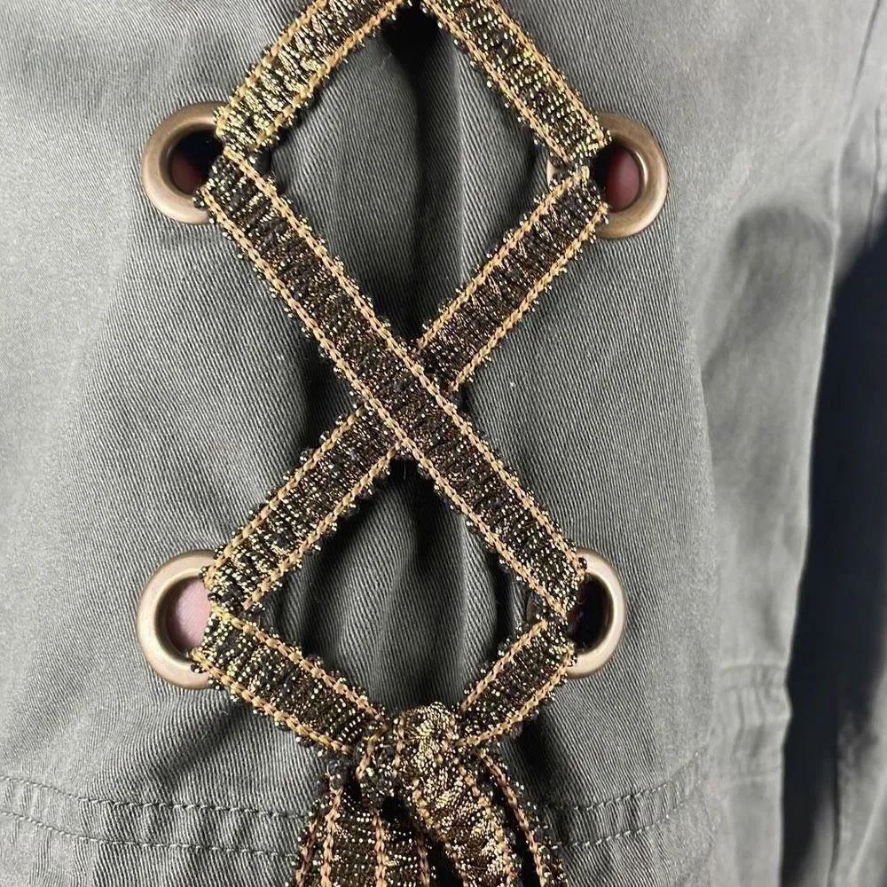 Democracy Olive Green Studded Lace Back Accent Cargo Jacket sz M - Picture 8 of 10